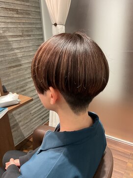 アミカ シーモール店(Amica) 前下がりショート