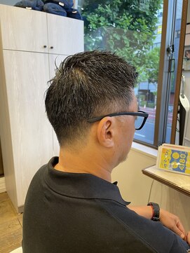 シュヴー 築地(CHEVEUX) 爽やか刈り上げ