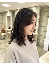 シンス(Since) ふわっと軽やかパーマスタイル 里見美穂