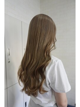 シェミール(CHEMIR) ミルクティーベージュ×ブリーチカラー