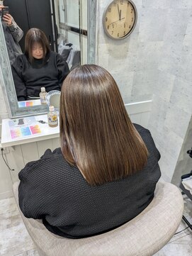 イーズ バイ インス(Yeeee.s by INCE) 白髪ぼかし/脱白髪染め/脱白髪染めハイライト/透明感