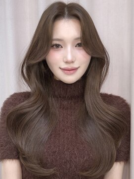 ユニ 原宿(uni) 韓国ヘア 韓国レイヤー ブラウンカラー 顔まわり 原宿