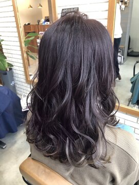 ルチェア ヘア(Lucea Hair) ピンクアッシュ系カラー