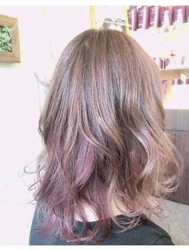 エム インターナショナル 春日部本店(EMU international) ラベンダーカラーに濃いめピンクのインナーカラー★春日部