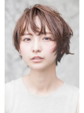 エイミー(Aimee) Aimee ミニマムショート×アッシュベージュ