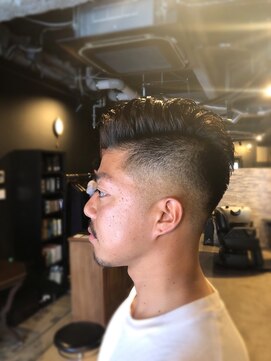 バーバーショップ レガロ(REGALO) 大人の色気＋スキンフェード