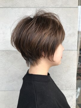 アレクサンドルオブカラーズカナザワ(ALEXANDRE OF COLORS KANAZAWA) コンパクトショート