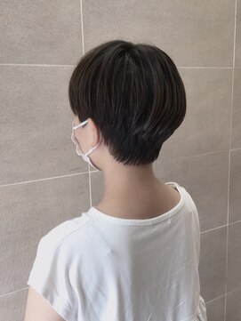 ボネッカ 鶴見(BONECCA) おしゃれ×マニッシュショート　石黒聡子