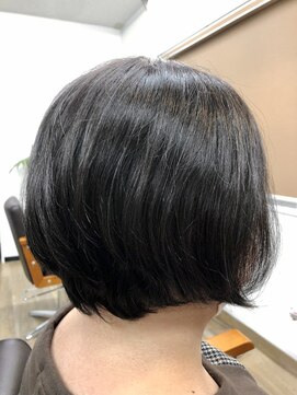 ビアス(Vias) ショートボブ