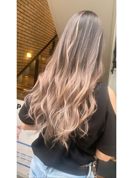 ラフ 難波店(LAFF) #黒髪#ボブルフ#ネビージュ#小顔#ワンレン