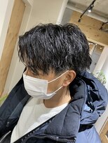 クオル 立川(QOL)&nbsp;縦落ち 緩め ツイスパ 大人人気◎学生人気◎ ニュアンスパーマ
