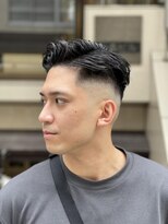 ドルクス 日本橋(Dorcus)&nbsp;海外バーバーショップ　サイドパート　フェード