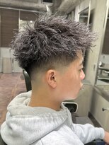 スキルセカンドハウス 天神(SKILL SECOND HOUSE)&nbsp;ジェットモヒカン スキンフェード ツイスト