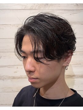 ザ ファースト キャリー(The First Carry) ニュアンスカルマフェザー各種パーマセンターパート10代20代