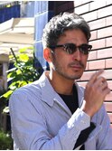 40代50代イケオジ白髪1カールパーマ刈り上げメンズショート