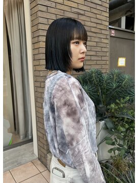 イロ(IRO) レイヤーボブ×ハイライト