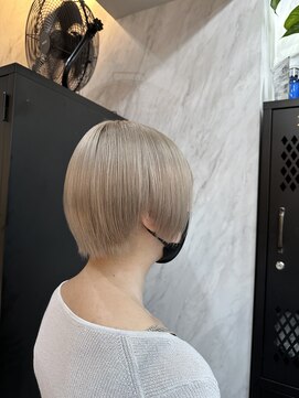 ヴァイス 渋谷店(VAICE) ホワイトベージュ/ハイブリーチ/ショート