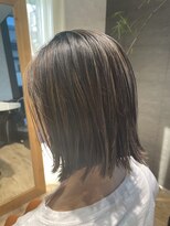 シー 東橋良店(She) 白髪ぼかしハイライト、明るい白髪染め 30代、40代、50代