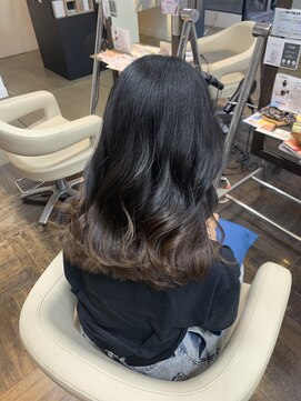 アヴァンス 北花田店(AVANCE) 【#地毛グラデーション】×ナチュラル透明感×オリーブアッシュ