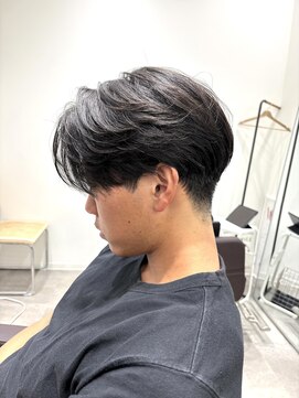 カルム(kalm) メンズセンターパートウルフセンターパートニュアンスパーマ襟足