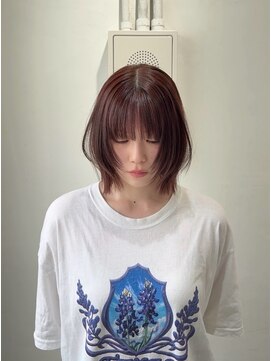 ミュー(Mu) レイヤーカット　ハッシュカット