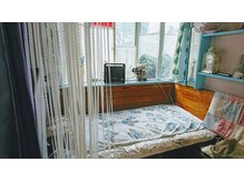 美容室コバの雰囲気（宝石岩盤浴スペース。服を着たまま入れます。冷えに負けない！）