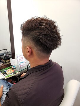 アムズヘアーファム フェードパーマ