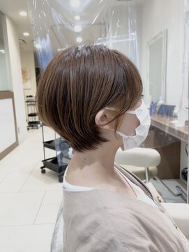 アッシュ 大泉学園店(Ash) 大人可愛い丸みショートボブ