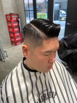 エフエム 明大前(FM) バーバー　刈り上げショート/メンズ/フェードカット