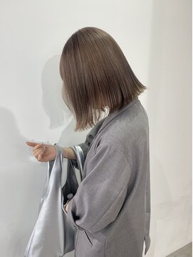 ニコフクオカヘアーメイク(NIKO Fukuoka Hair Make) [NIKO]ベージュカラー/ハイトーンカラー/ハイトーンボブ