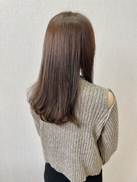 エ フュチュール(et Futur) グレージュカラー