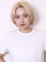 グラシアス(gracias) イメチェンハイトーンセンターパートウルフベース0904