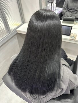 アルーシェ 新宿店(Alushe) ダークグレー×髪質改善