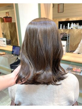 シビバイレボ(CIBI by revo) 韓国風大人レイヤーカット/ミディアムレイヤー/顔まわり/船橋駅