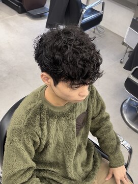 グルーマーズトウキョウ(GROOMER/S TOKYO) 【GROOMER/S 坂本】 スペインカール パーマ スタイル
