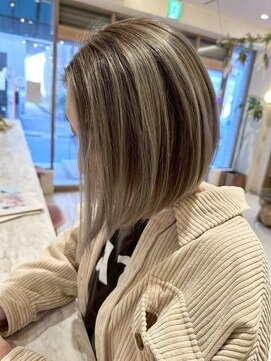 ピクチャー(PICTURE) 白髪ぼかし/ハイライト/ブリーチ/ボブ