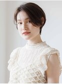 大人可愛いショートボブレイヤーベージュブラウン耳かけショート