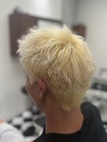 フランクス バーバー ウエストトウキョウ 吉祥寺店(FRANK’S BARBER WEST TOKYO) リバースセンターパートニュアンスパーマニュアンスウルフダウH