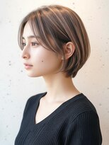 クラリス(Claris)&nbsp;大人可愛い◎透明感ぼかしハイライト×ひし形ショートボブ