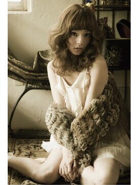 ベル 表参道店(Belle) 透けふわウェーブセミディ