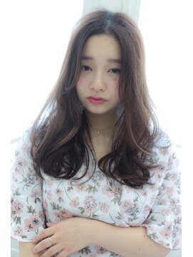 ヘアー アンド ビューティー ザ エフ 西尾店(Hair Beauty the F) 【the F 】センターパートのゆるふわスタイル