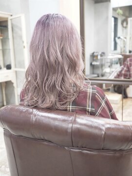 コニ(Coni) ♪Coni♪ピンクベージュグラデーション