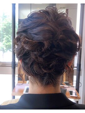 ザブックハンドサロン(The book hand salon) ヘアアレンジ
