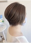 大人かわいいハンサムショート