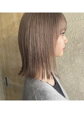 フロップニク(FLOPNIK) 色落ち可愛い◎ミルキーグレージュボブ