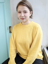 バース(BIRTH)&nbsp;天神【BIRTH】外ハネタイトミニボブ×スモーキーグレージュ