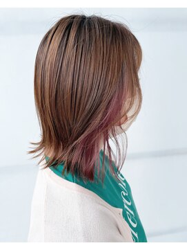 りんごの木 篠ノ井駅前店 切りっぱなしインナーカラー@20代@ベビーピンク