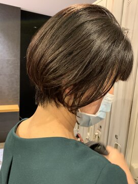 トレ(tre.) 甲子園口/髪質改善/白髪染め/ショート/酸性ストレート/美容室