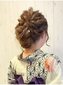大人可愛いふんわりシニヨン着物ヘア小顔