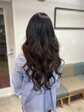 フツーロ 栄(FUTURO) プルエクステ